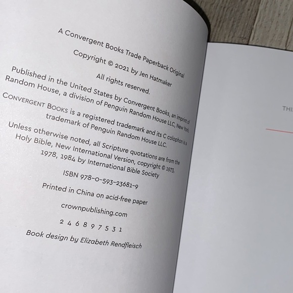 Simple & Free book journal by Jen Hatmaker - Picture 3 of 16